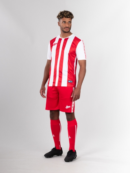 This man is wearing a traditional red and white stripe jersey. 